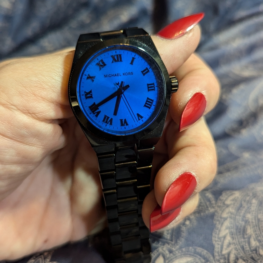 Michael Kors Channing Watch - Picture 8 of 8